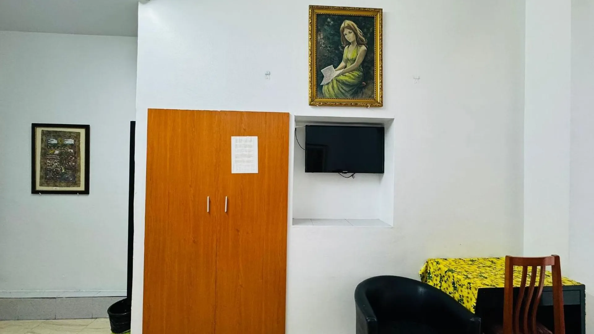 Hostal Mont Thabor Barcelona Spain