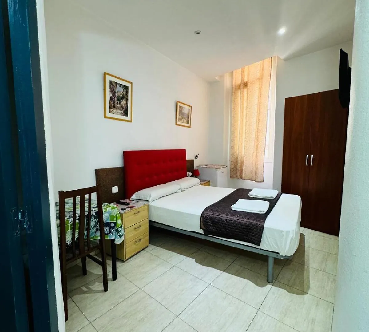 Guest house Hostal Mont Thabor Barcelona