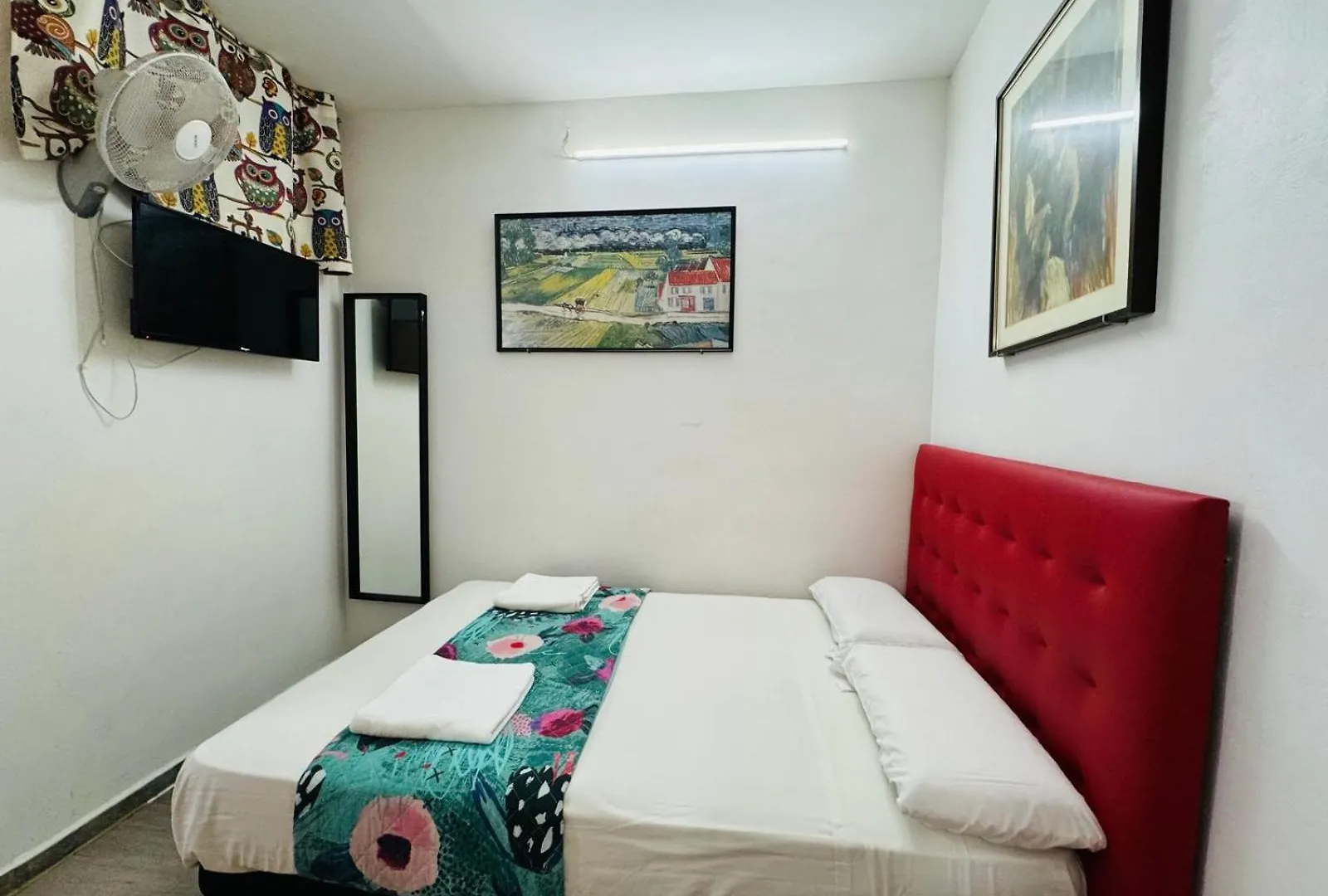 Penzion Hostal Mont Thabor Barcelona