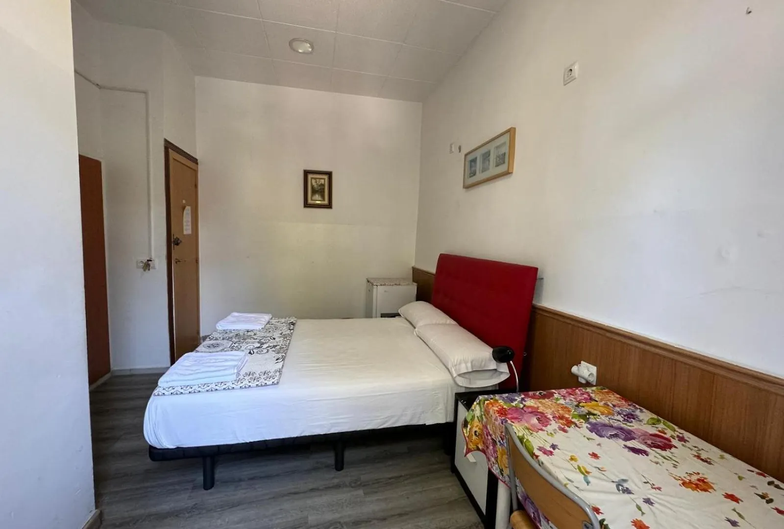 Hostal Mont Thabor Barcelona