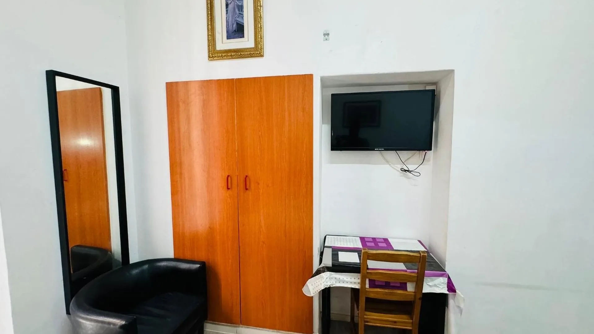 Hostal Mont Thabor Barcelona