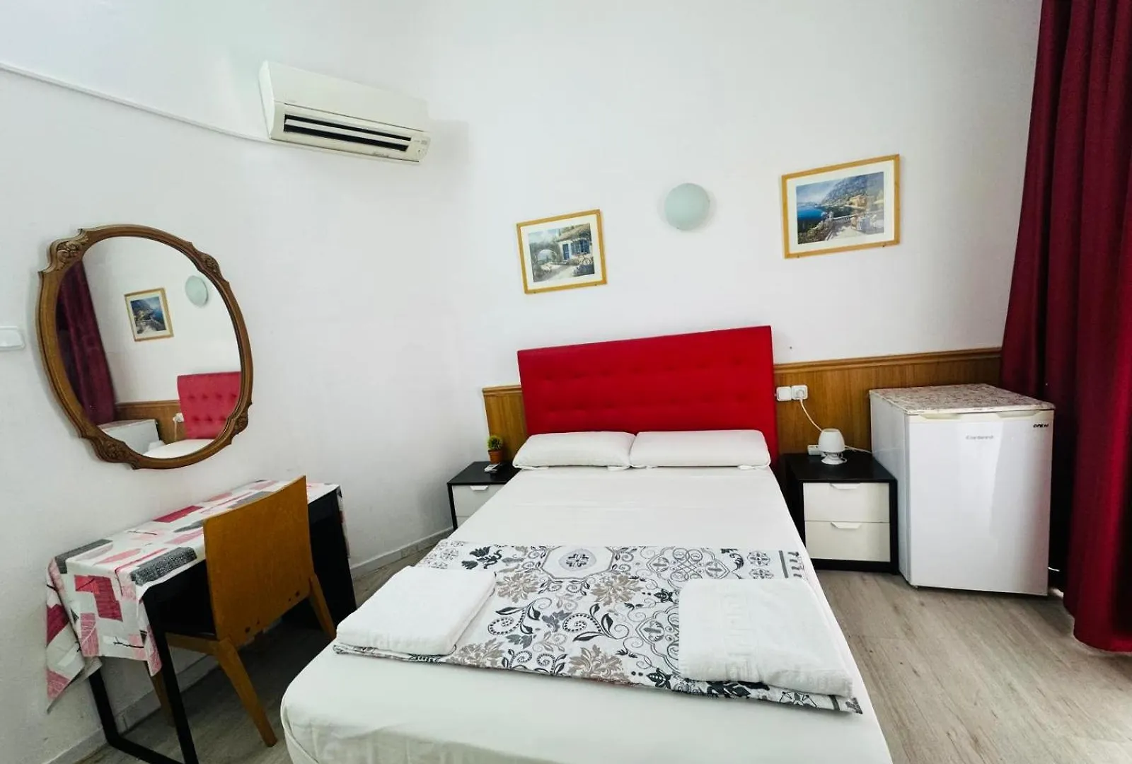 Hostal Mont Thabor Barcelona