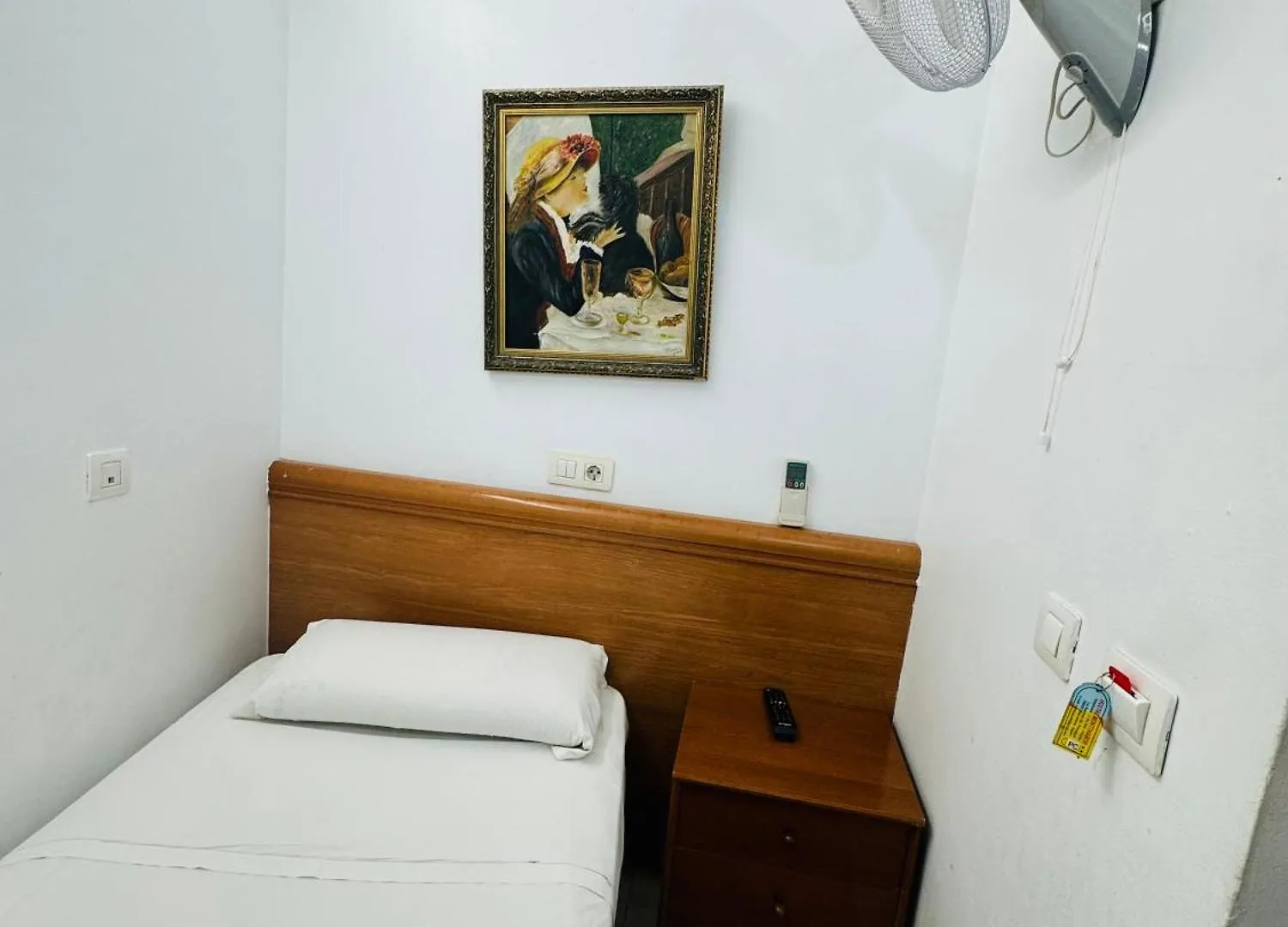 Vendégház Hostal Mont Thabor Barcelona