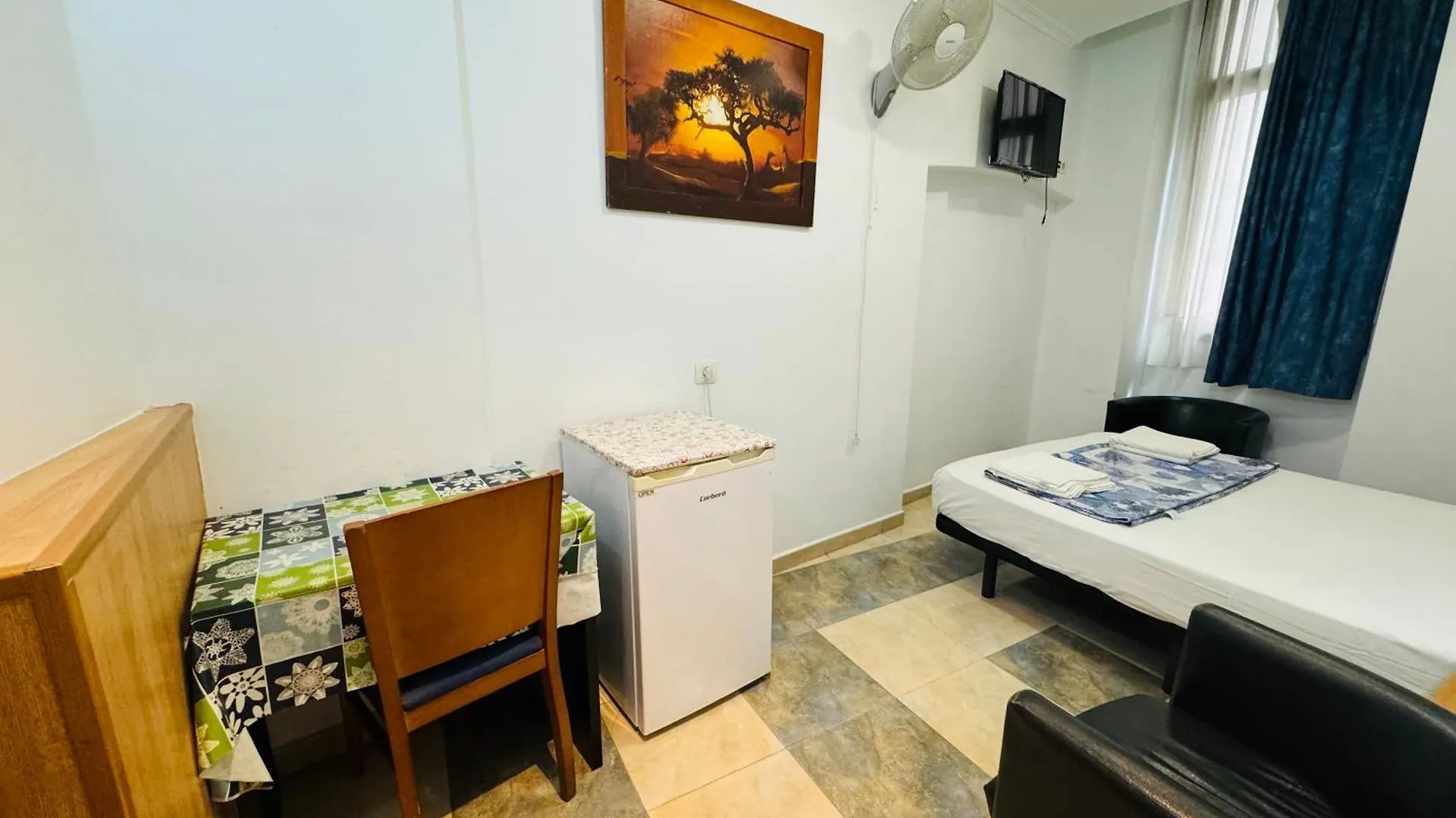 ** Vendégház Hostal Mont Thabor Barcelona Spanyolország